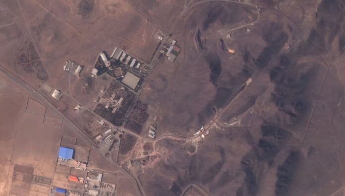 رويترز: صور الأقمار الصناعية تظهر توسيع  