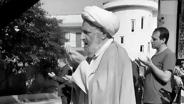 ايران -  مقتل امام مسجد في لاهیجان بطعنات سكين