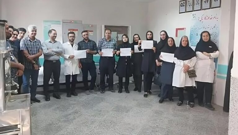 استمرار الاحتجاجات والإضرابات لفئات مختلفة من الشعب في مدن إيران