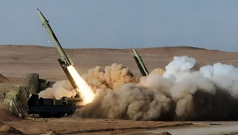 واشنطن بوست: الشرق الأوسط سلسلة من الدومينو، إذا سقط أحدها، قد يجرف المنطقة بأكملها