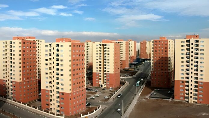 90 ألف شخص في إيران يمتلكون 500 ألف وحدة سكنية شاغرة