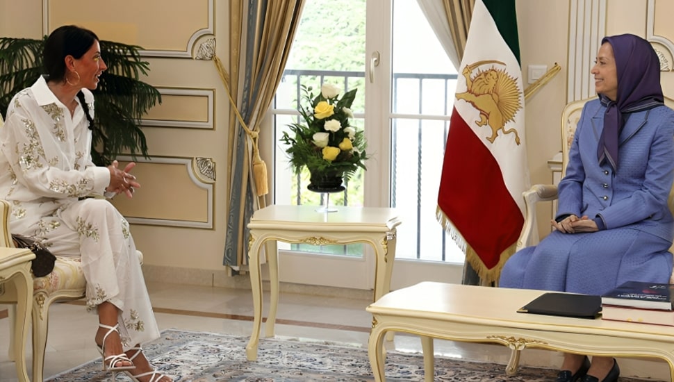 لقاء السيدة مريم رجوي مع السيدة غروبيوني، عضوة البرلمان الإيطالي