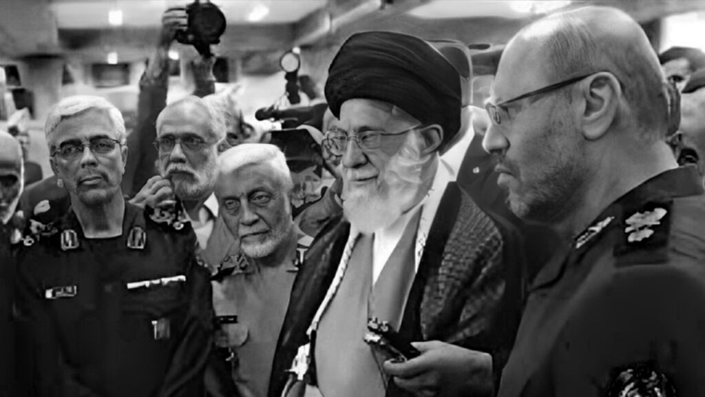 تلغراف: ضعف النظام الإيراني أصبح واضحًا