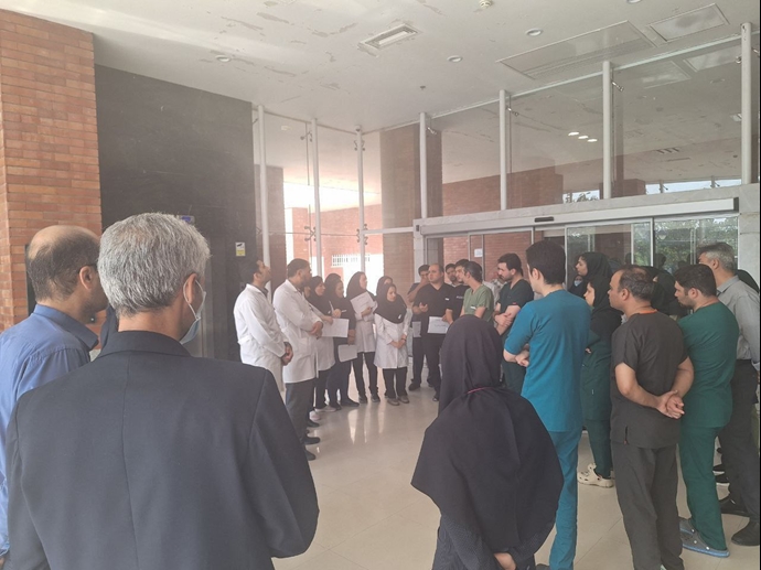 إيران - تجمعات احتجاجية كبيرة للممرضين والممرضات في مدينتي مشهد وأراك