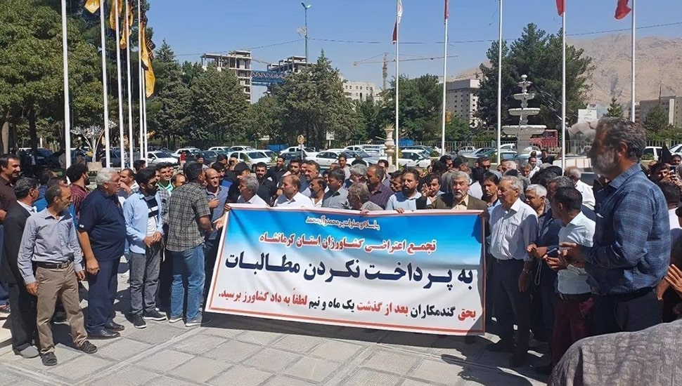 تجمعات احتجاجية لمزارعي القمح في إيران