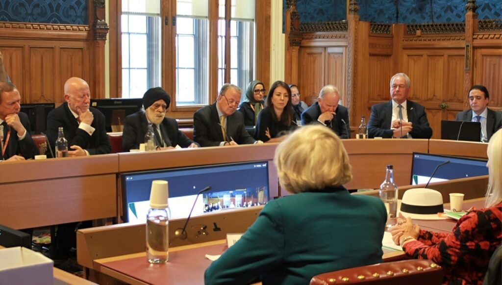 لندن - مؤتمر “حقوق الإنسان في إيران والدعوة إلى المحاسبة” بحضور أعضاء من مجلسي المملكة المتحدة (2)