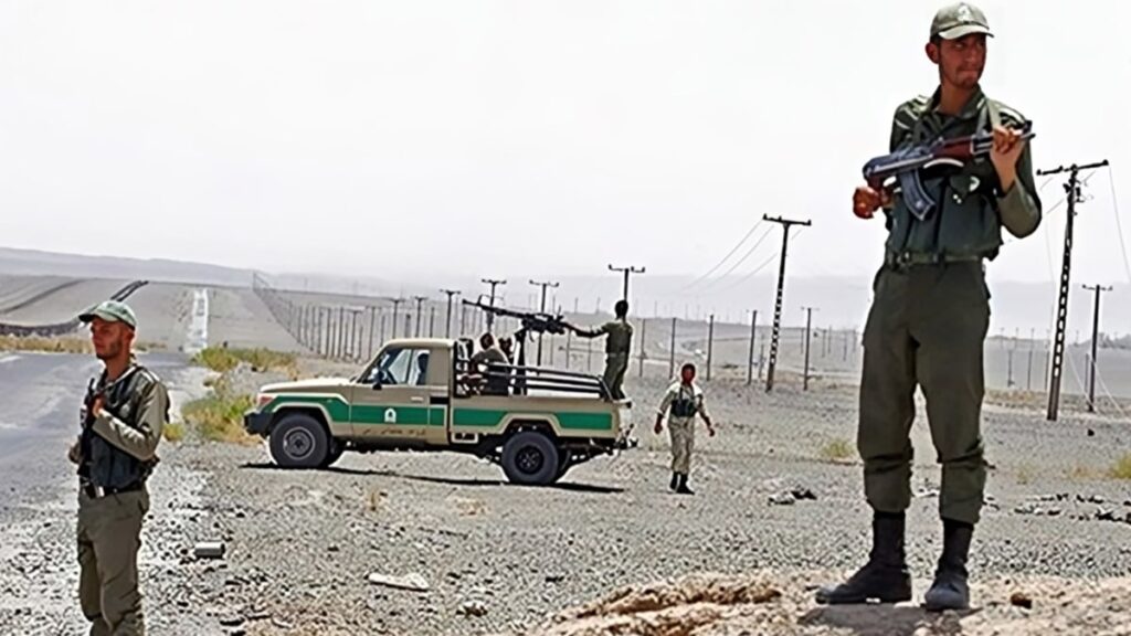 إيران - مقتل ضابط أمني في مدينة سيب وسوران على يد مسلحين