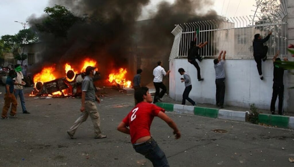 حكومة ولاية الفقيه لا تمثل الشعب الإيراني!