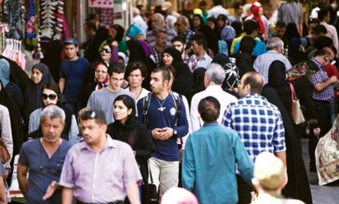 معهد الأبحاث الإيراني: 92٪ من الإيرانيين غير راضين عن الوضع الحالي