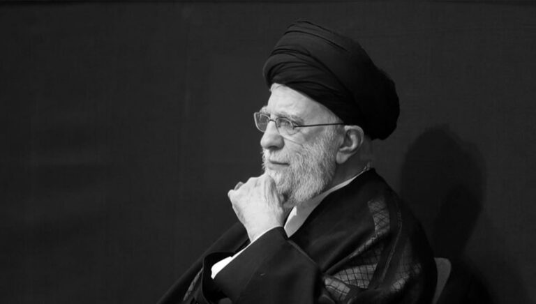 التصدع داخل فصيل خامنئي: ضربة استراتيجية