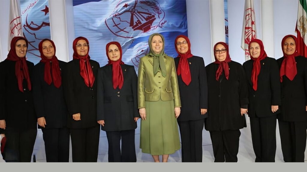 منظمة مجاهدي خلق؛ قيادة النساء والدور الخاص لمريم رجوي 