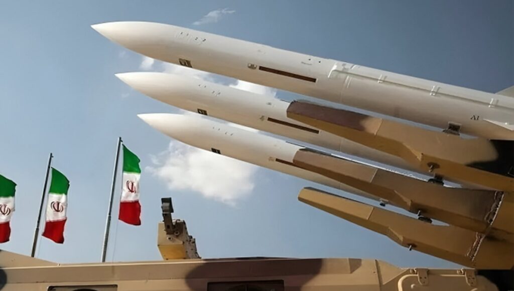 اعلان عقوبات جديدة على النظام الإیراني بسبب تزويد روسيا بالصواريخ الباليستية