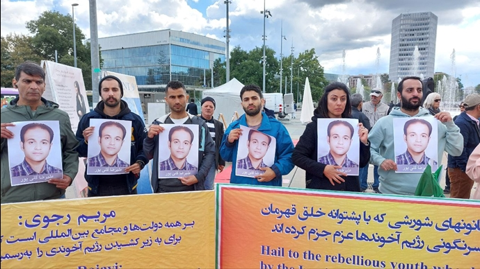 مظاهرات إيرانيين في جنيف وكوبنهاغن تهتف "الموت للظالم، سواء كان الشاه أوخامنئي"