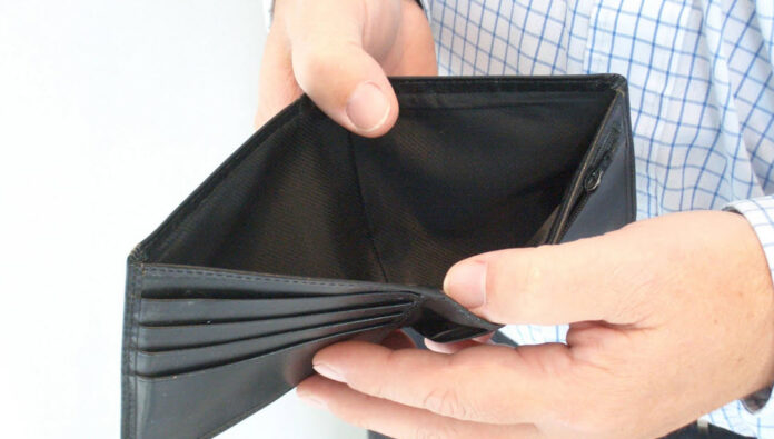 صدمات اقتصادية تصاعد وتآكل الطبقة الوسطى في إيران