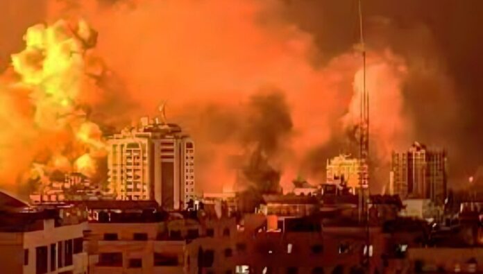 هل تؤدي الحرب في الشرق الأوسط إلى سقوط النظام الإيراني؟