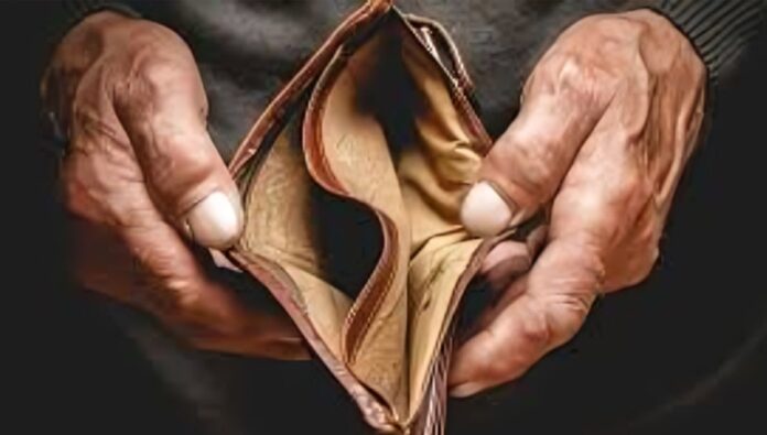 كرمانشاه وأصفهان تتصدران مؤشر البؤس في إيران