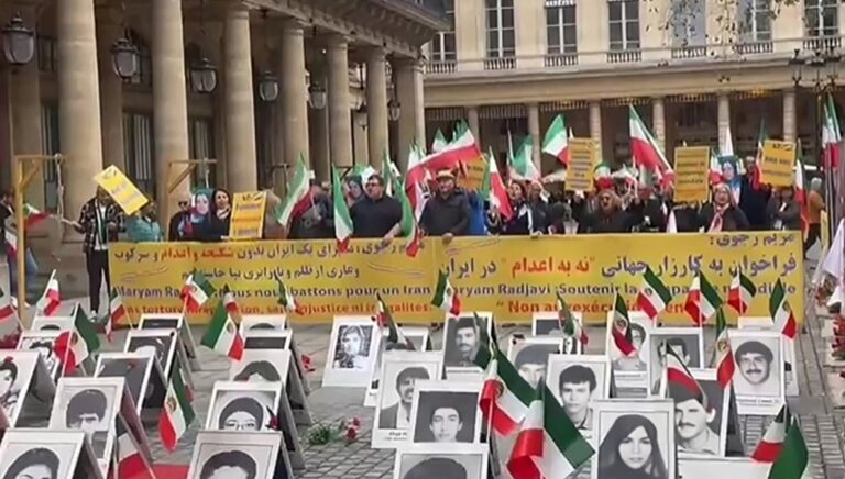 باريس: معرض كبير يحيي ذكرى شهداء الانتفاضة الشاملة في إيران
