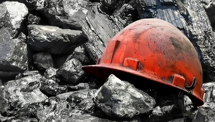 الوضع المزري لعمال المناجم في إيران: ضحايا الاستغلال الوحشي من قبل النظام