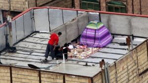 احتكار الأراضي وأزمة الإسكان في إيران