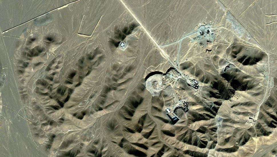 وول ستريت جورنال: إيران تواجه ضغوطًا دولية متزايدة بسبب أنشطتها النووية