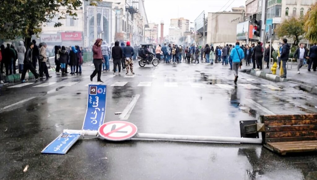 انتفاضة نوفمبر 2019 في إيران: ميثاق فشل نظام ولاية الفقيه