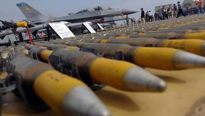 زيادة الإنفاق العسكري في إيران: تشابهات تاريخية وتداعيات اقتصادية