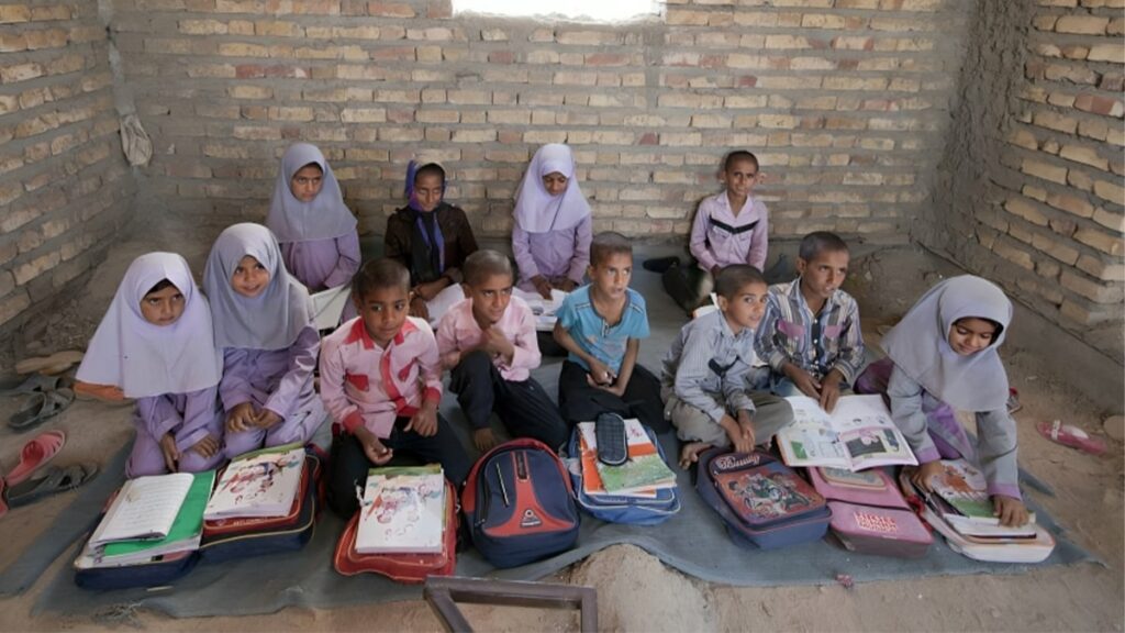 أزمة التعليم في إيران