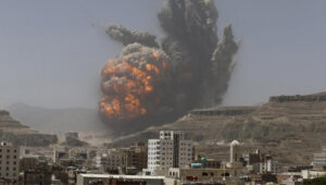 ضربة جوية أمريكية تستهدف مركز قيادة للحوثيين في اليمن  