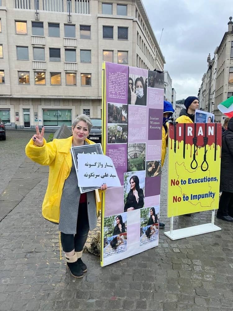 تظاهرات الإيرانيين عشية اليوم العالمي لحقوق الإنسان