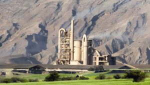 إیران: توقف الإنتاج في 22 مصنعاً للأسمنت بسبب نقص الغاز