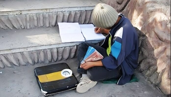 750 ألف طالب خارج المدرسة في إيران