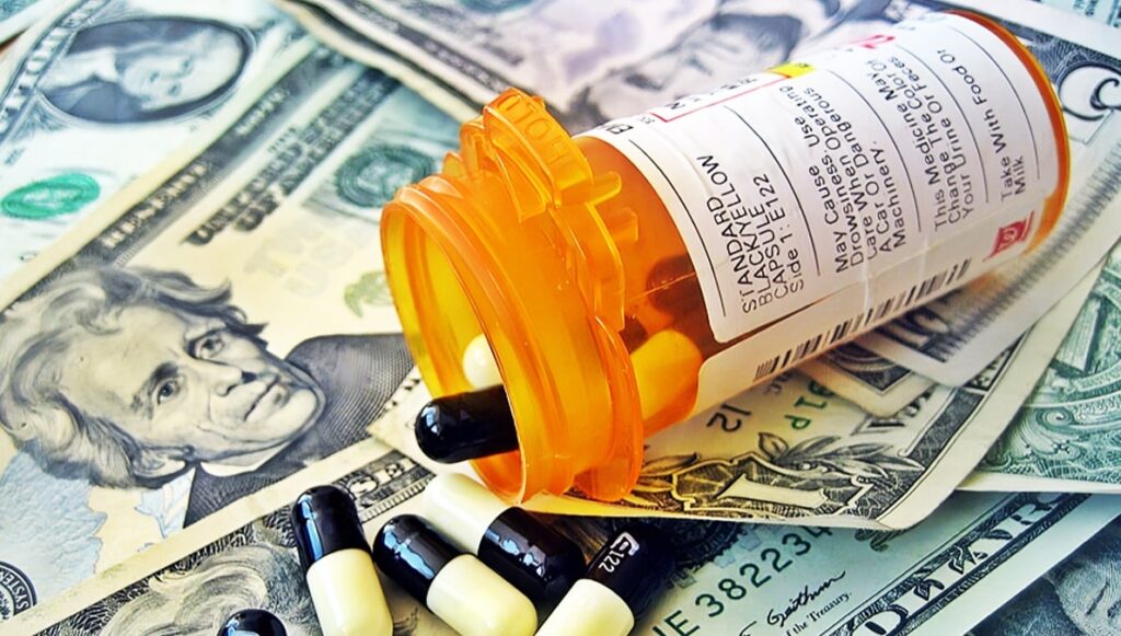 إلغاء العملة التفضيلية للأدوية في إيران