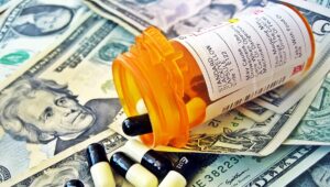 إلغاء العملة التفضيلية للأدوية في إيران