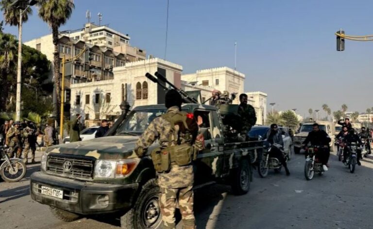 سوريا .. “ردع العدوان” على أبواب حمص ومحافظات الجنوب تنتفض