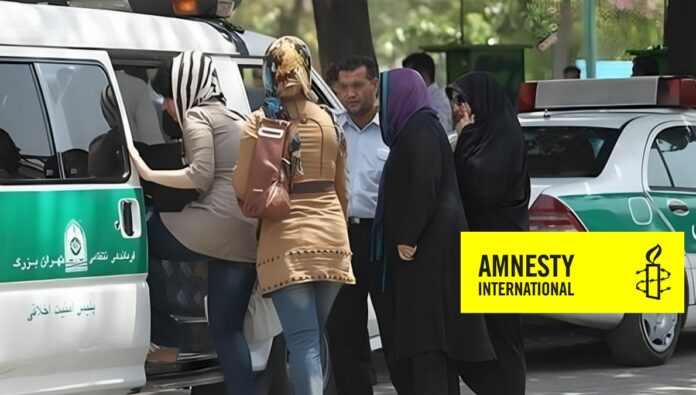 العفو الدولية: إيران تشدد القوانين ضد النساء والفتيات