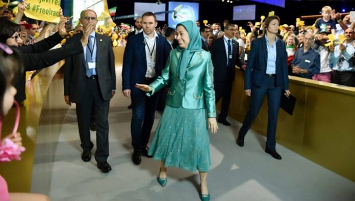 لماذا يعد البديل المنظم مفتاحًا للإطاحة بالنظام الإيراني