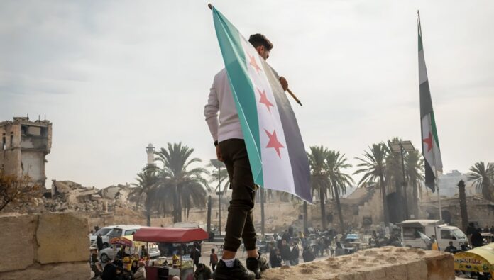 نيويورك تايمز: فشل استراتيجية النظام الإيراني في سوريا؛ من ارتباك قادة النظام إلى الانتقادات الداخلية