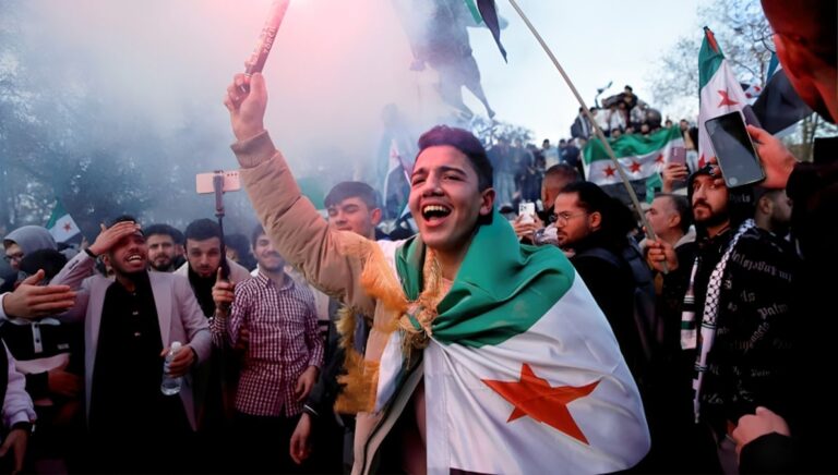 رئيس السلطة القضائية لنظام الملالي يعبر عن مخاوفه من انهيار النظام عقب سقوط بشار الأسد