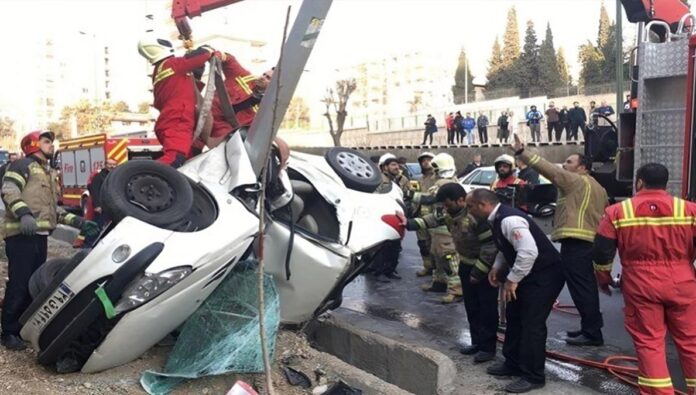 عدد ضحايا حوادث الطرق في إيران يصل إلى أعلى مستوى خلال العقد الماضي