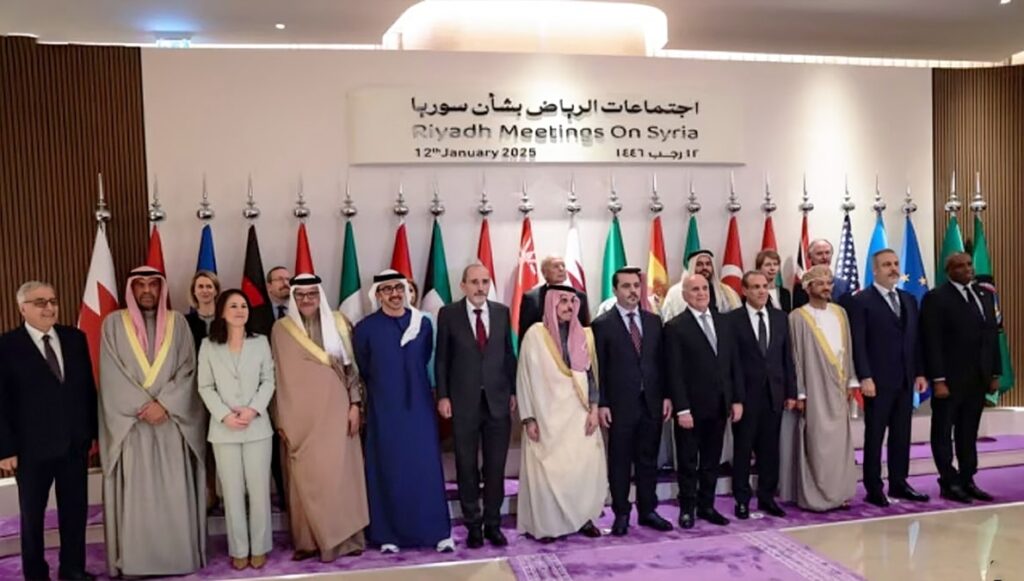 وزراء الاتحاد الأوروبي يناقشون رفع العقوبات عن سوريا في فبراير