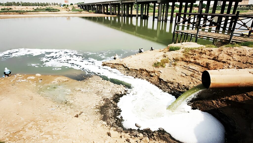 تدمير ممنهج للبنية التحتية وسبل العيش في إيران