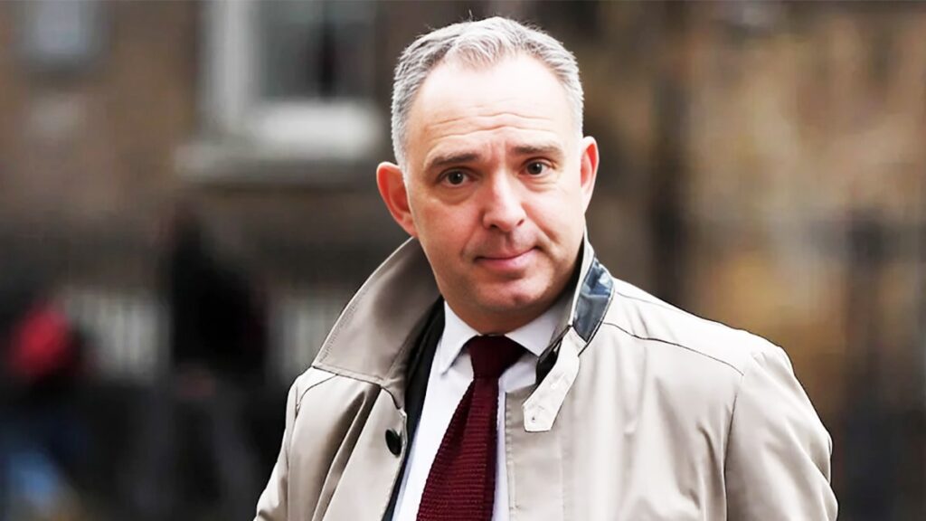 الغارديان: بريطانيا يجب أن تدعم عقوبات ترامب القصوى ضد النظام الإيراني 