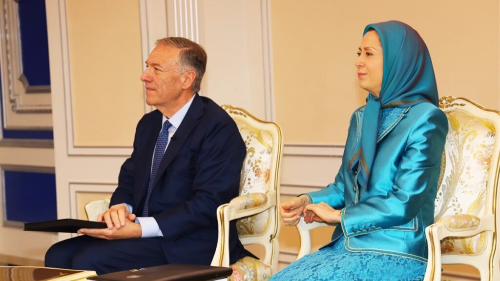 أصداء واسعة لمؤتمر باريس على وسائل التواصل الاجتماعي: التأكيد على دعم المقاومة المنظمة في إيران