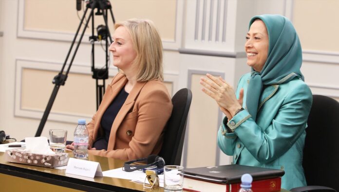 ليز تروس تدعو إلى أقصى قدر من الضغط على النظام الإيراني