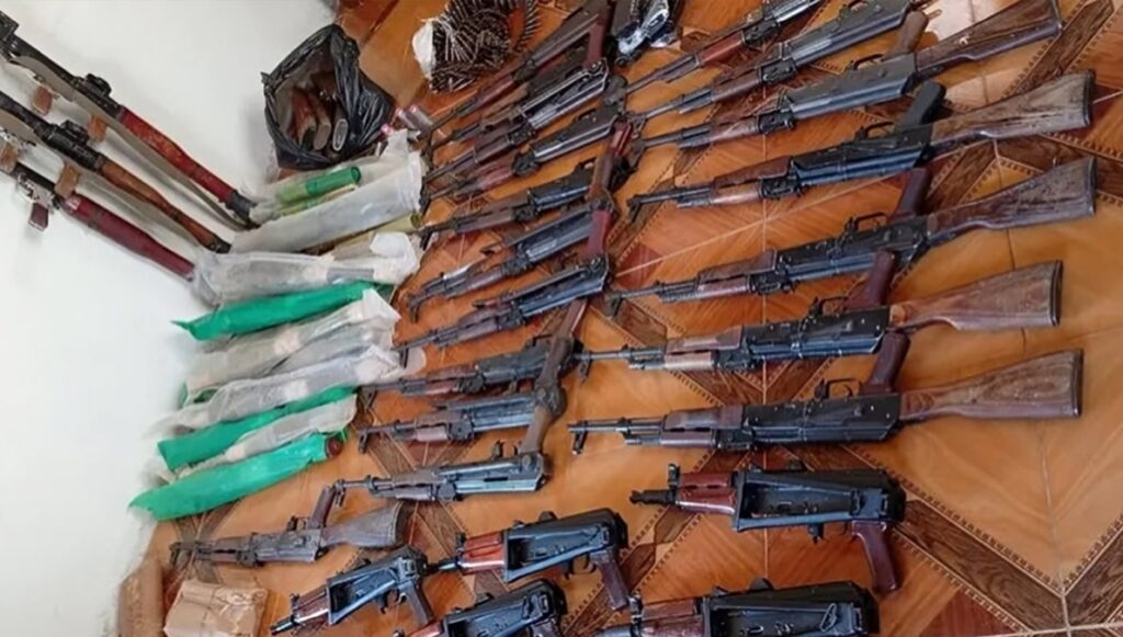 سوريا تعلن ضبط شحنة أسلحة متجهة إلى حزب الله اللبناني