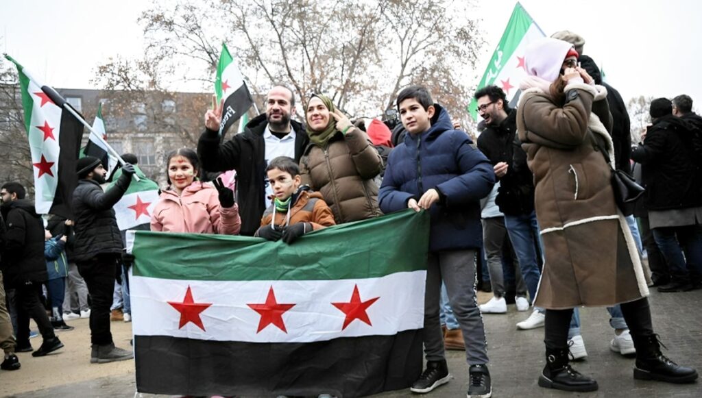 تبخّر دعاية خامنئي وسط انتقادات لحملة طهران في سوريا