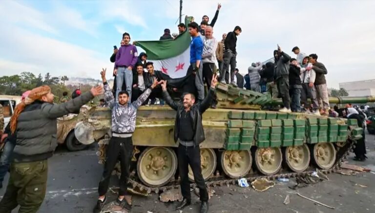 الهلع في منابر النظام: تداعيات انهيار العمق الاستراتيجي للنظام الإيراني في سوريا