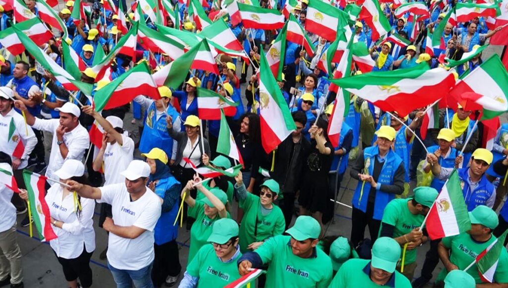 القوى الغربية أمام فرصة تاريخية للضغط على إيران دون تدخل عسكري
