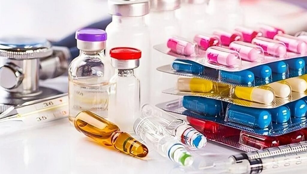 تحذير من أزمة دوائية وشيكة في إيران