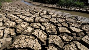 إيران تواجه كارثة بيئية بسبب سوء إدارة النظام